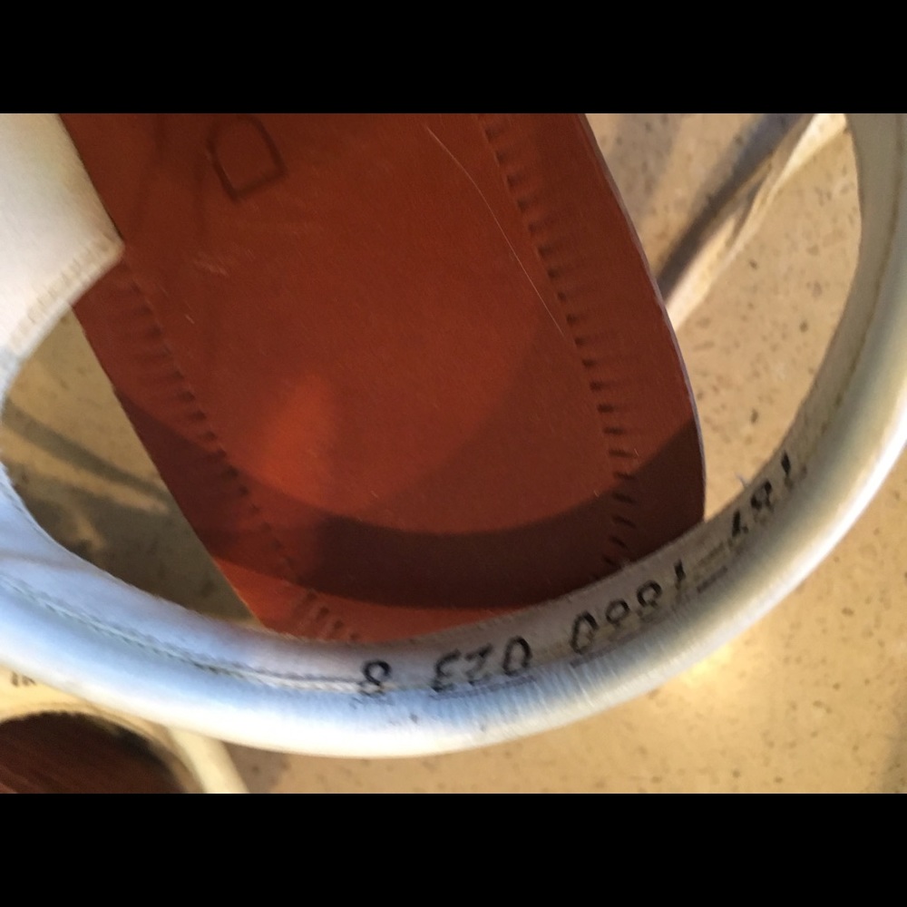 Sandals - Picture 4 of 5